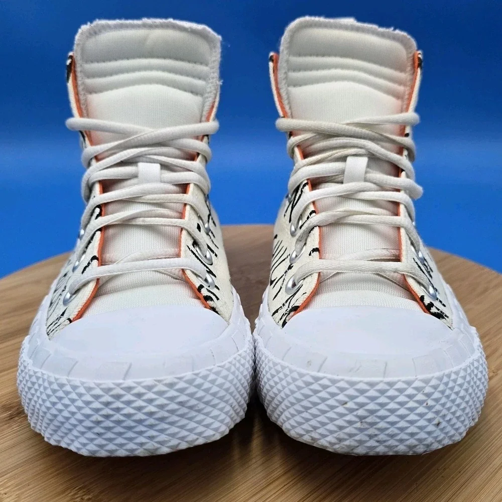 Converse‎ Hi UNT1TL3D Not a Chuck Mens/Kids  6 Athletic White Shoes Sneakers